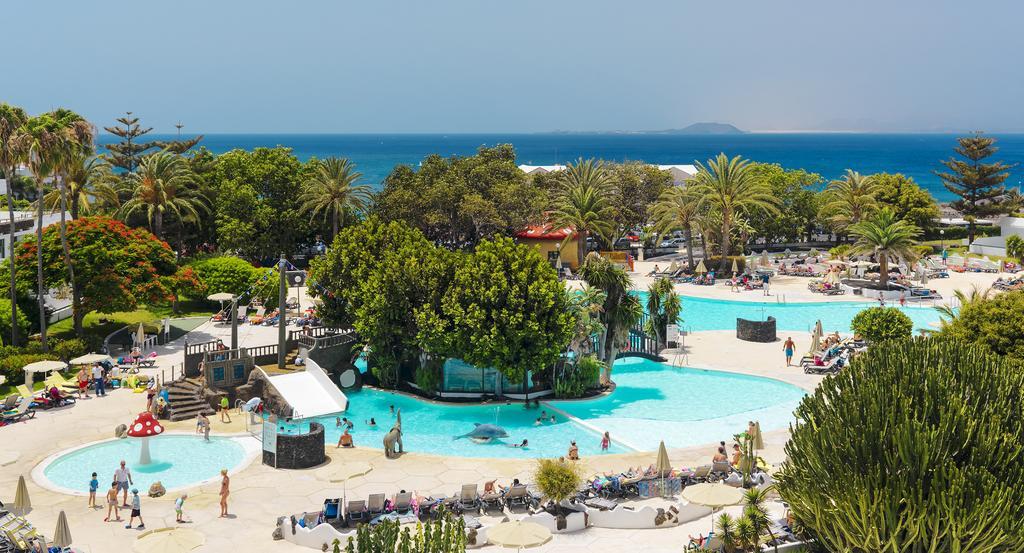 Superior Double Room with Pool View (2 Adults + 1 Child)